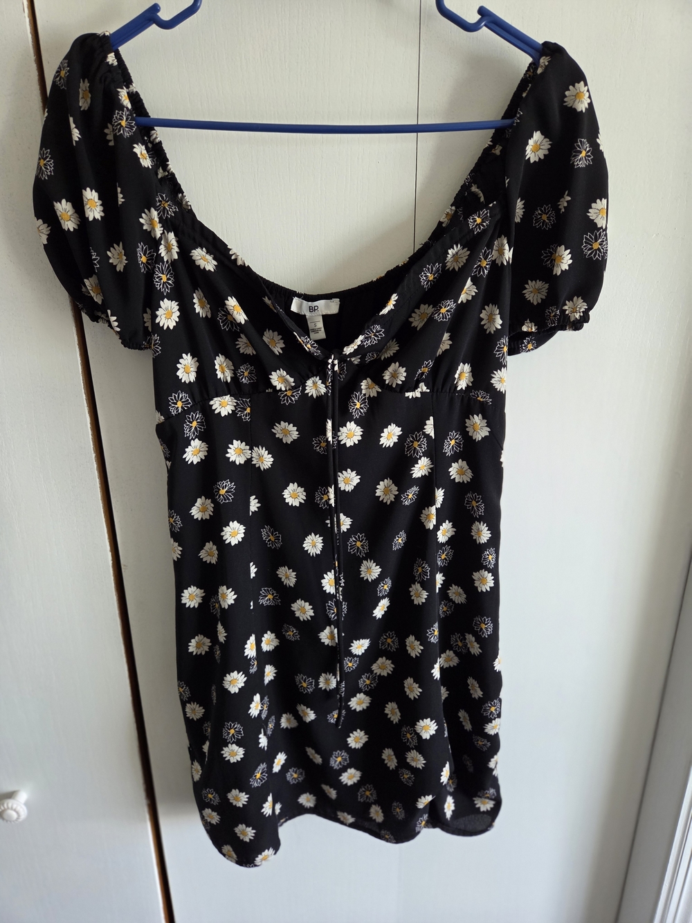 bp Black Daisy-Print Mini Dress with Puff Sleeves